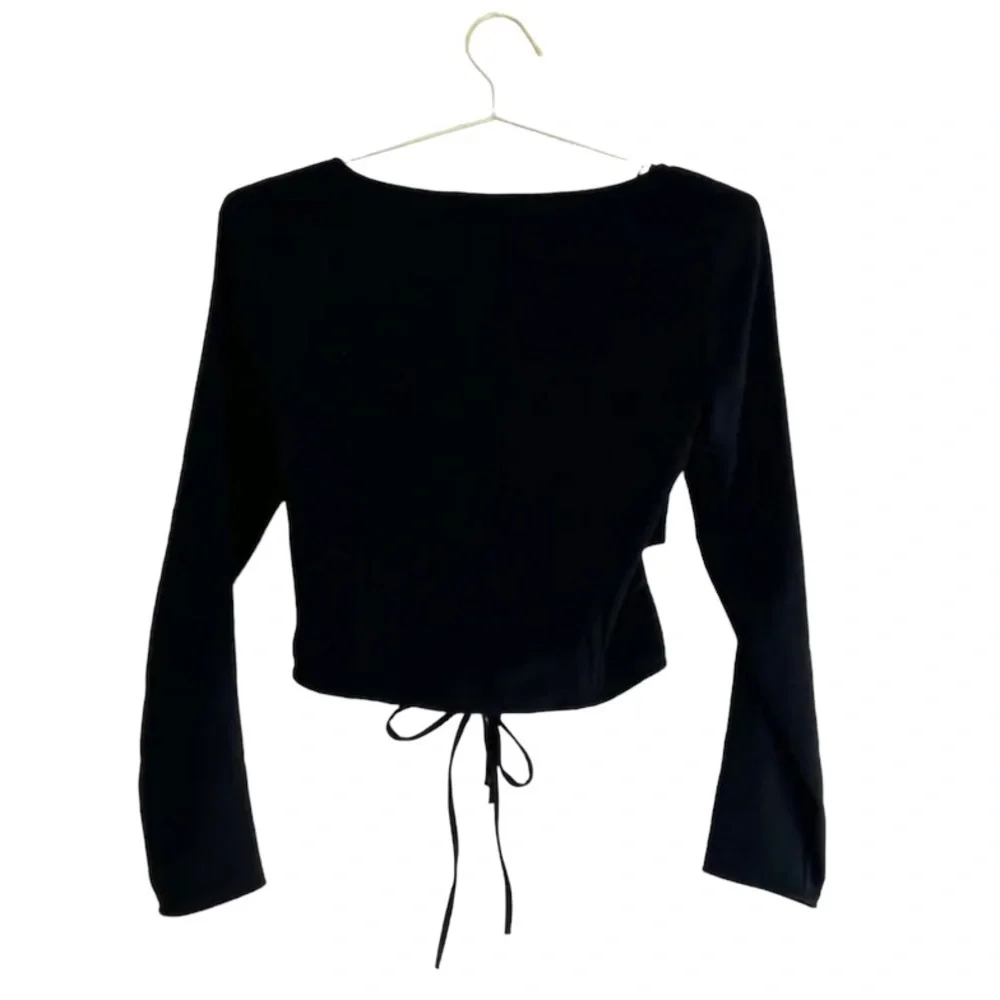 Zara Ruched Cut Out Long Sleeve Top in Black